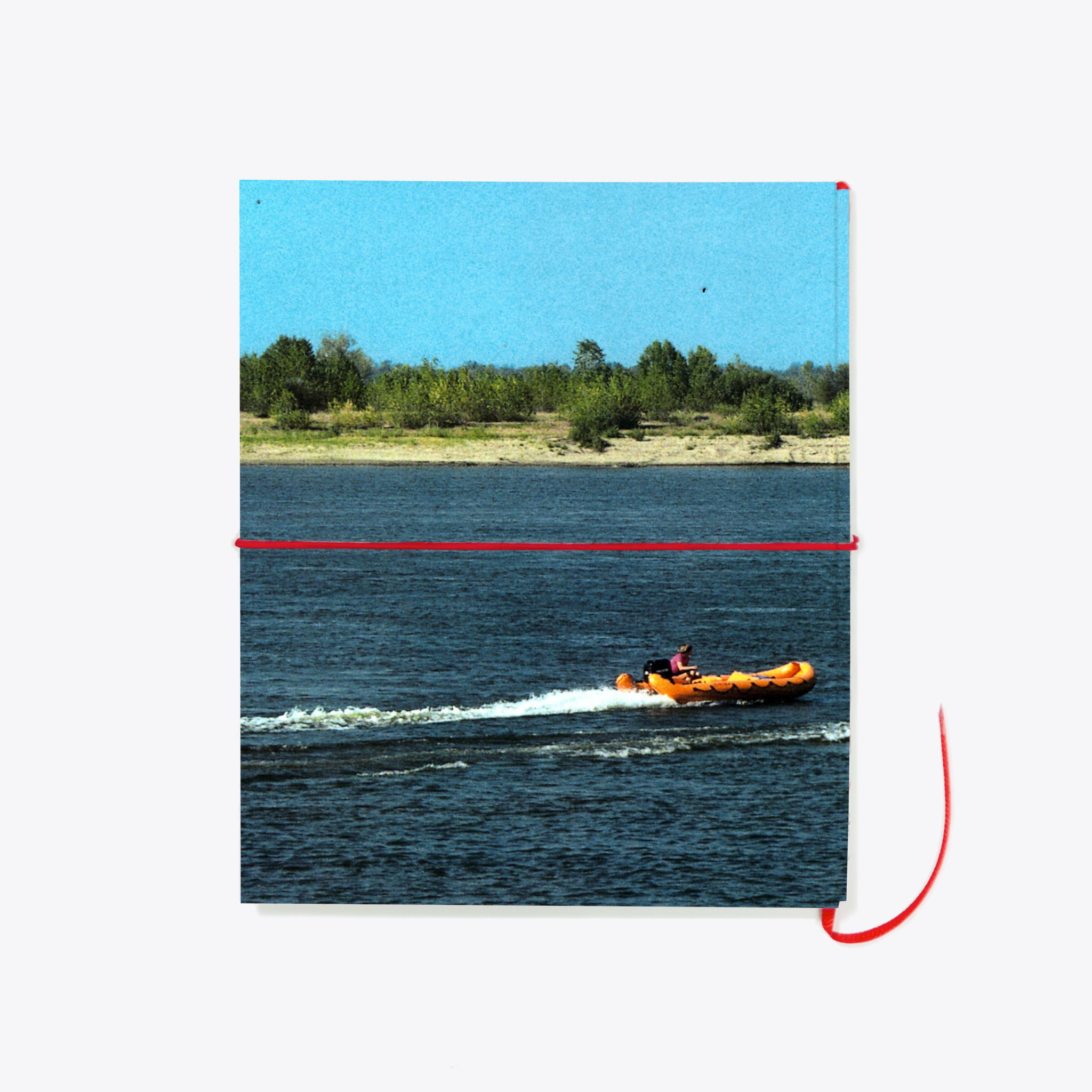 28B(mock-up)zadni-obal_bezdatovy-diar_pevne-desky