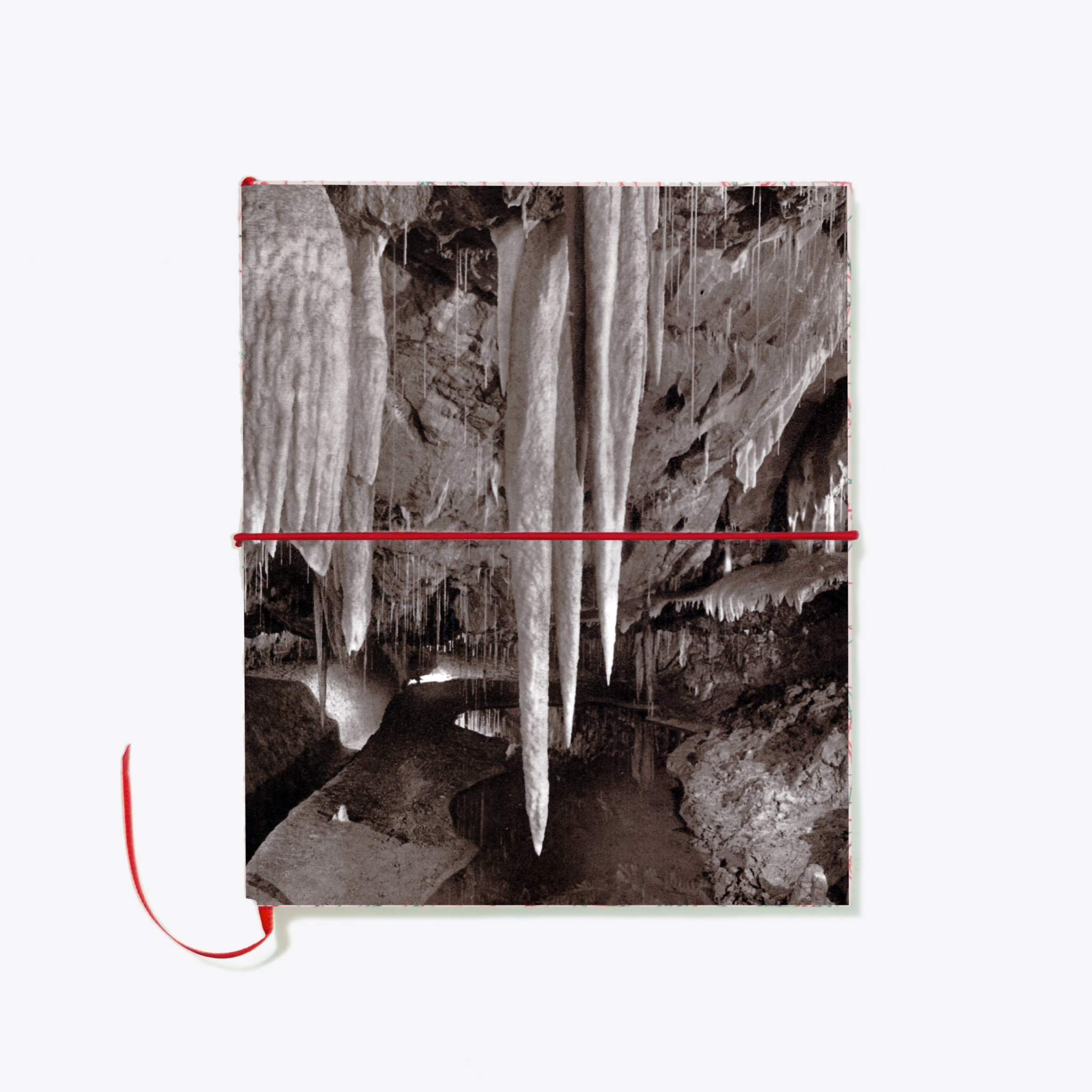 3A(mock-up)predni-obal_bezdatovy-diar_pevne-desky